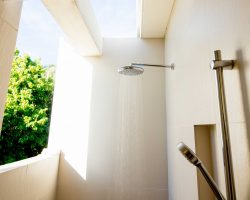 HIRKM-Beach-House-Rainshower-2