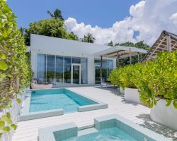 Malahini Kuda Bandos - sunset beach pool suite