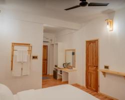 Manta Seaview Guest House