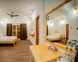 Manta Seaview Guest House