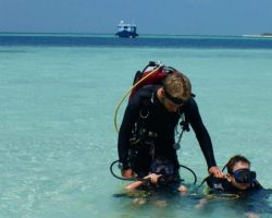 Nika Island Resort and Spa - diving center