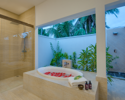 LVV-BATHROOM-1