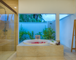 LVV-BATHROOM-2