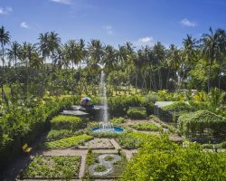 Villa-Park-Green-Fingers-Garden-scaled