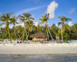 Villa-Park-La-Tropicana-Sunset-Beach-scaled